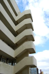 Embassy Court, King's Road, Brighton (NHLE Code 1381645) (May 2019) (Detail of Exterior) (1)