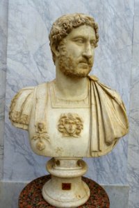 Emperor Hadrian bust, inv. 2247, Roman, 117-138 AD - Braccio Nuovo, Museo Chiaramonti - Vatican Museums - DSC00922