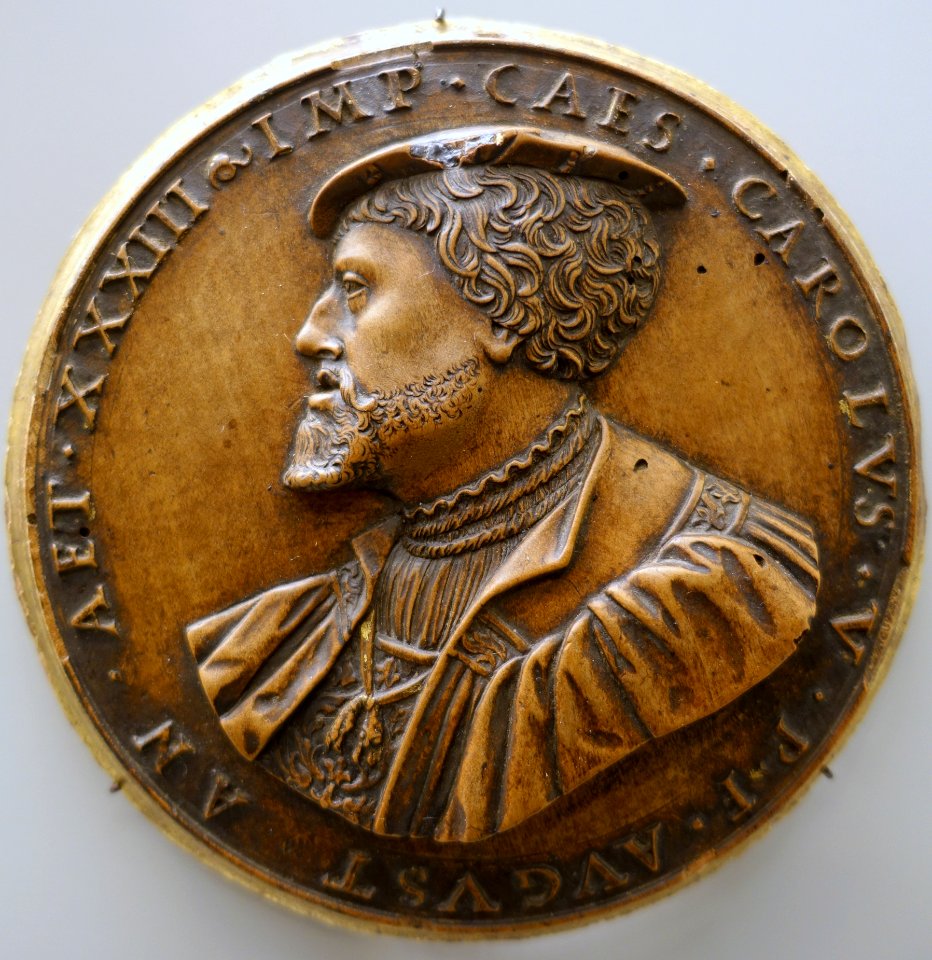 Emperor Charles V, Augsburg, after 1533, walnut - Bode-Museum - DSC03366