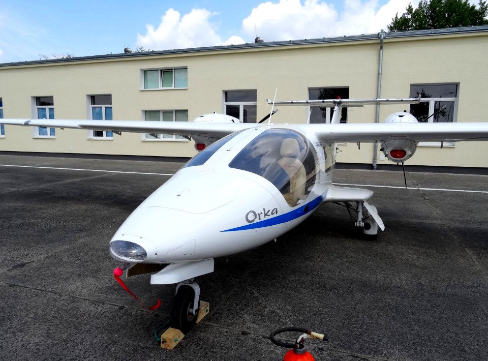 EM-11 Orka - Bdg Air Fair 5 5-2016