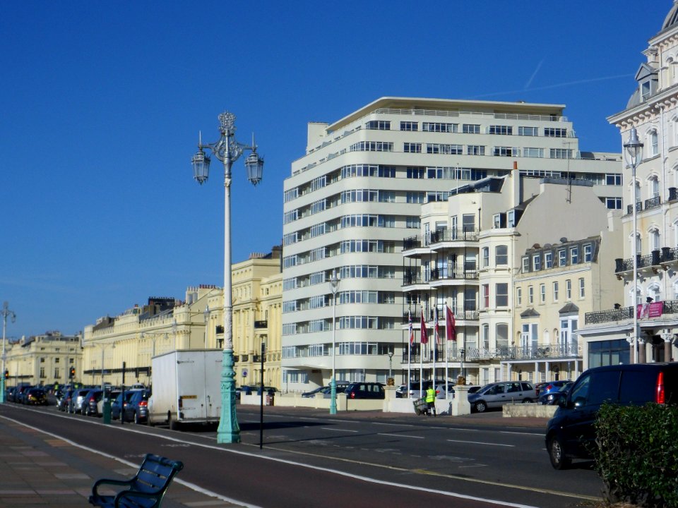 Embassy Court, Kings Road, Brighton (NHLE Code 1318645) (October 2013, viewed from Kings Road) (6)