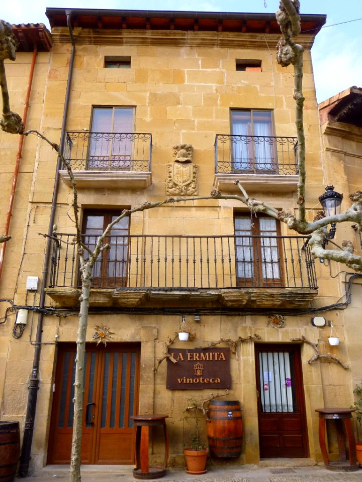 Elciego - Plaza Mayor 6