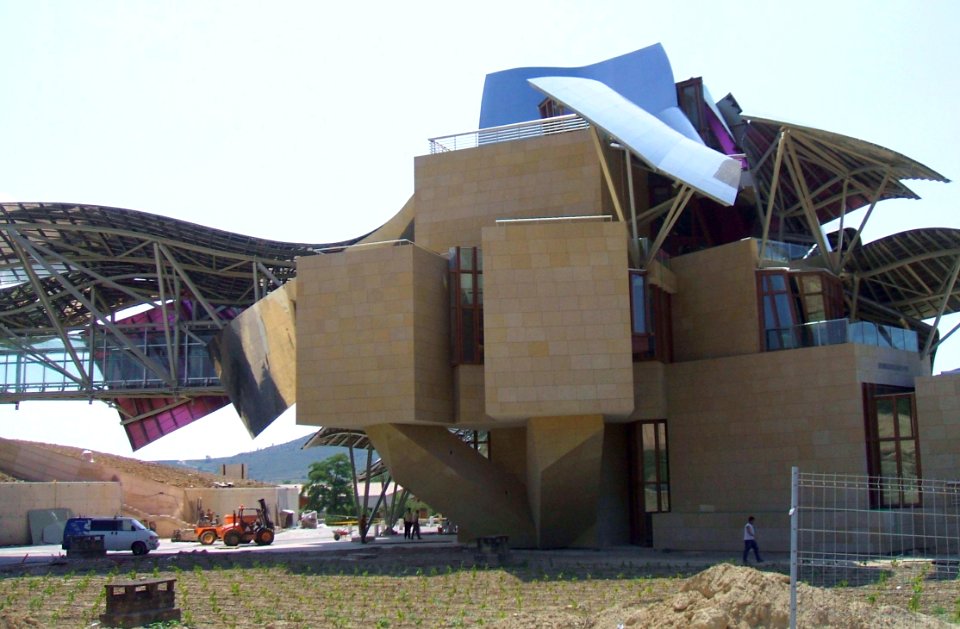 Elciego - Ciudad del Vino-Marques de Riscal 01