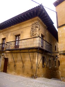Elciego - Palacio Navarrete Ladrón de Guevara o Casa de los Hierros 02