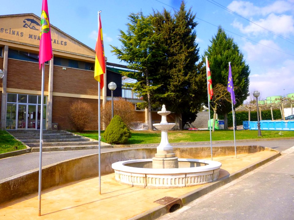 Elciego - Piscinas municipales 2