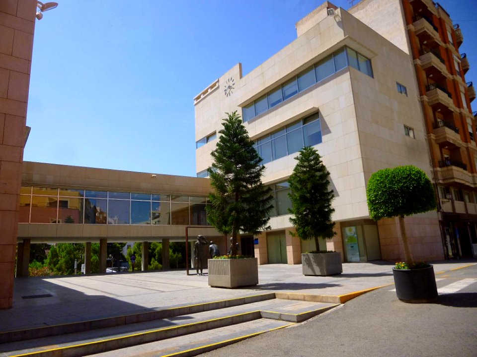 Elche - Torre del Consell y Ayuntamiento 11
