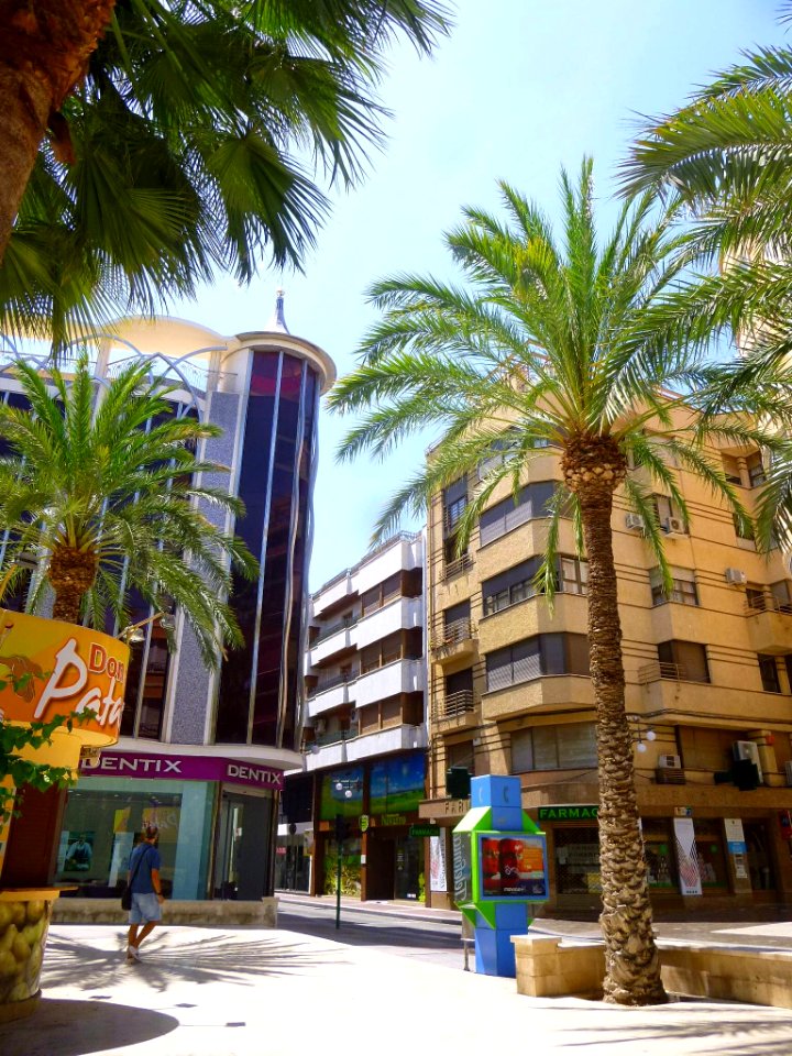 Elche - Plaza de la Glorieta 30