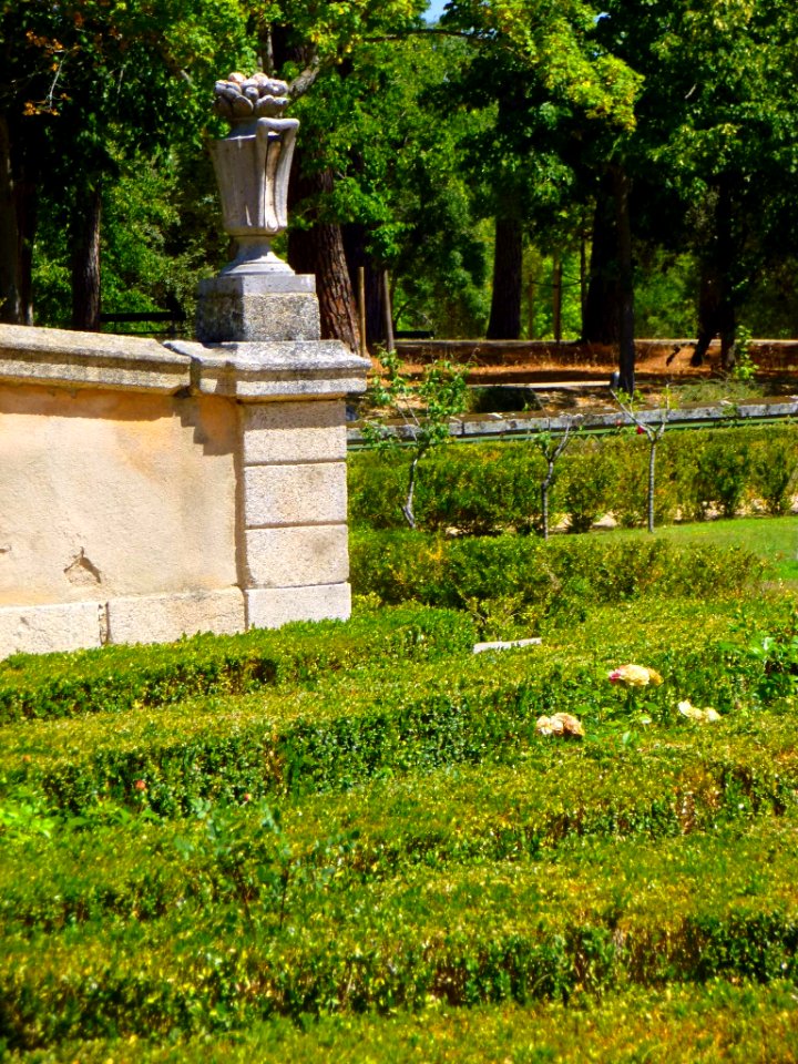 El Escorial - Casita del Príncipe, jardines 08