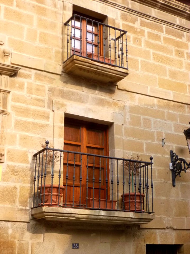 Elciego - Balcones 01