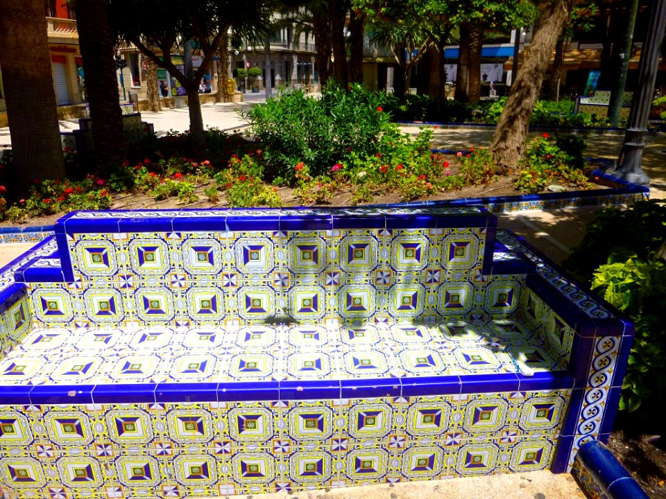 Elche - Plaza de la Glorieta 19