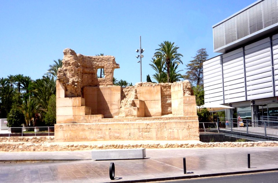 Elche - Museo Arqueológico y de Historia de Elche (MAHE) 3