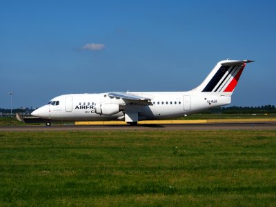 EI-RJH Cityjet British Aerospace Avro RJ85 - cn E2345 taxiing 18july2013 pic5