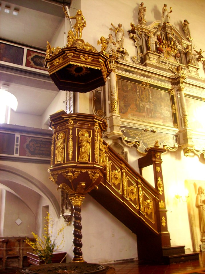 Eisenach St. Georgen Innen Kanzel 2