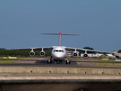 EI-RJG Cityjet British Aerospace Avro RJ85 - cn E2344 taxiing 18july2013 pic-001