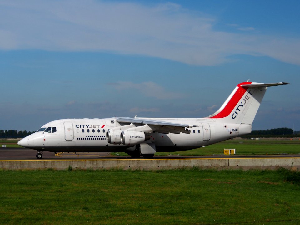 EI-RJC Avro Regional Jet RJ85 CityJet taxiing at Schiphol (AMS - EHAM), The Netherlands, 18may2014, pic-2