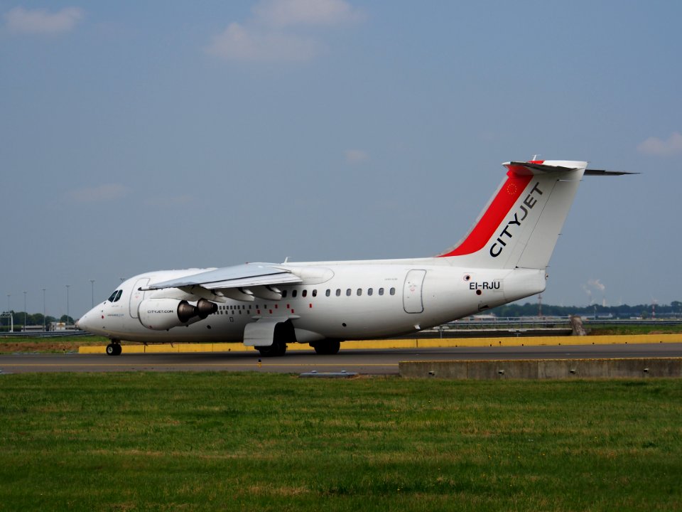 EI-RJU Cityjet British Aerospace Avro RJ85 · Cityjet pic3