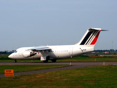EI-RJD Cityjet British Aerospace Avro RJ85 - cn E2334, taxiing 22july2013 pic-004