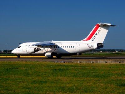 EI-RJF Cityjet British Aerospace Avro RJ85 - cn E2337 taxiing 18july2013 pic-004