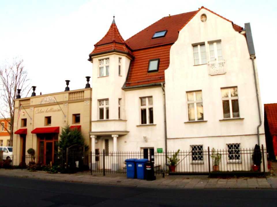 Eisenbahnstraße 31-33