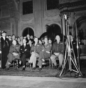 Eisenhower in Amsterdam. Burgerzaal van het Paleis op de Dam. Toespraak van waar, Bestanddeelnr 900-8893