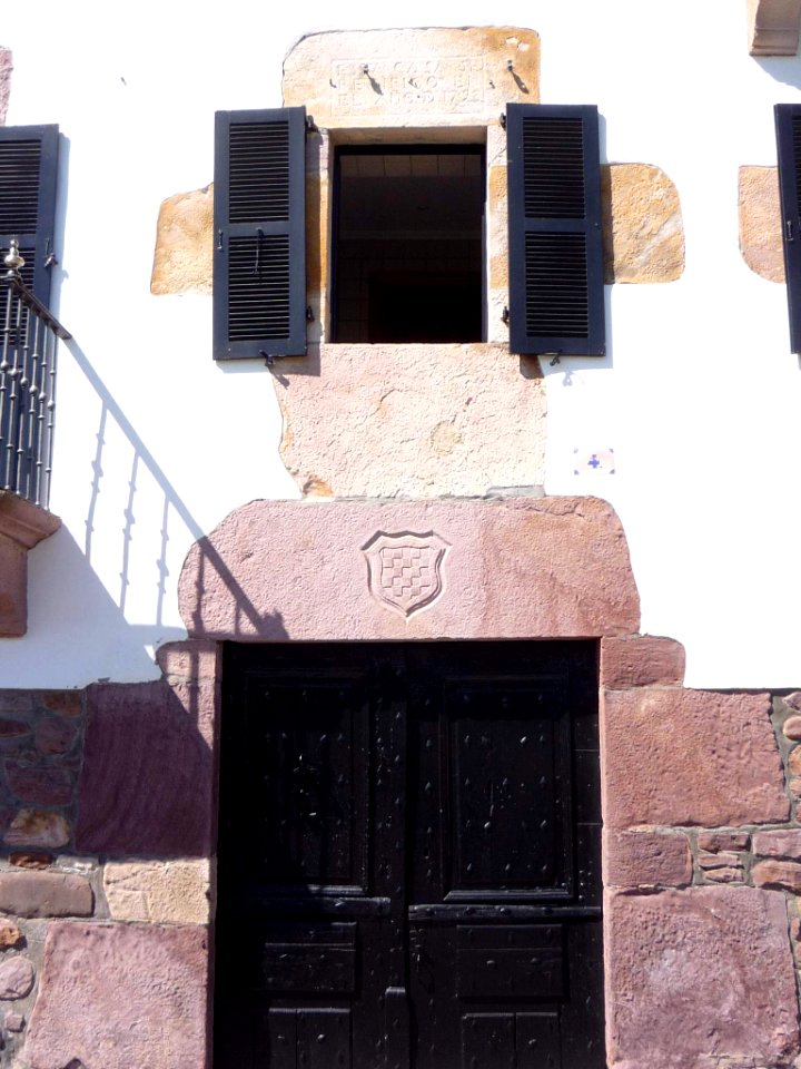 Elbete (Baztan) - Puertas 2