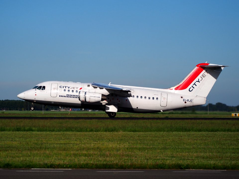 EI-RJC Cityjet British Aerospace Avro RJ85 takeoff from Schiphol (AMS - EHAM), The Netherlands, 11june2014, pic-2