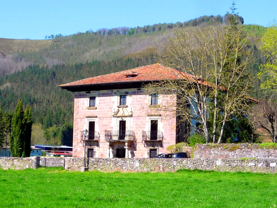 Elbete (Baztan) - Jaurola Jauregia 06