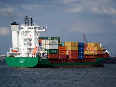 Elbfeeder - IMO 9388522, Port of Antwerp pic2