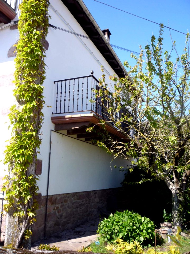 Elbete (Baztan) - Balcones 03