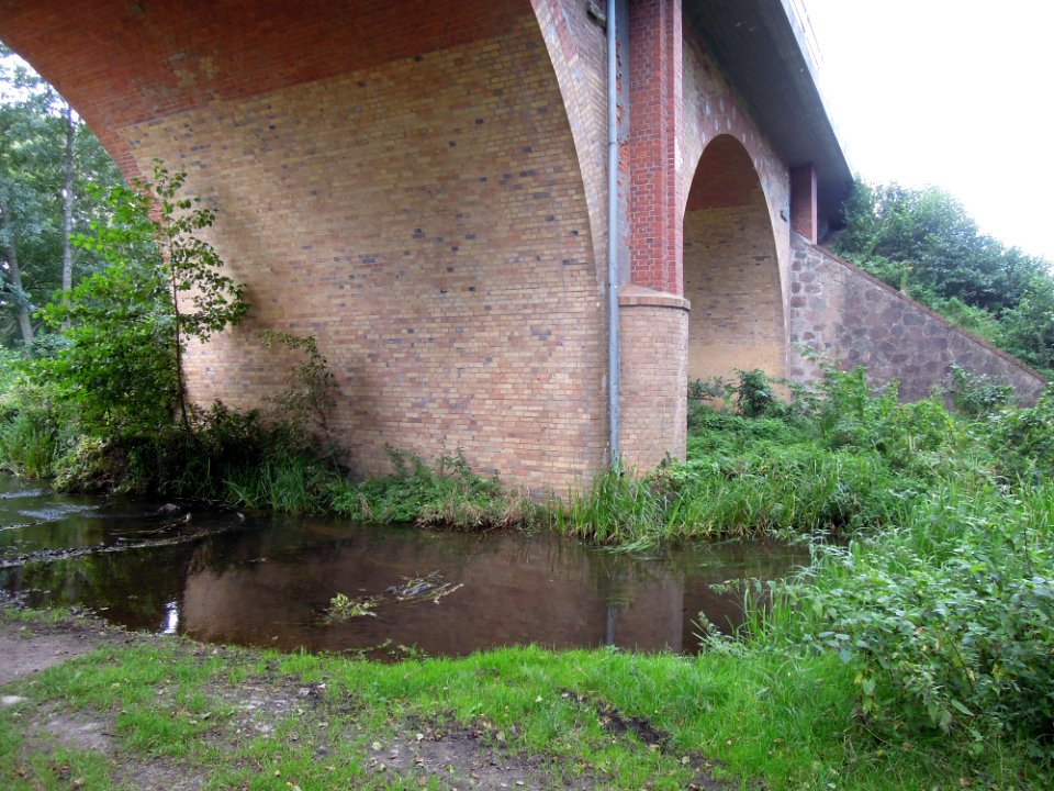 Eisenbahnbrücke über die Zahna der Bahnstrecke Berlin–Halle -Anhalterbahn- 2017a
