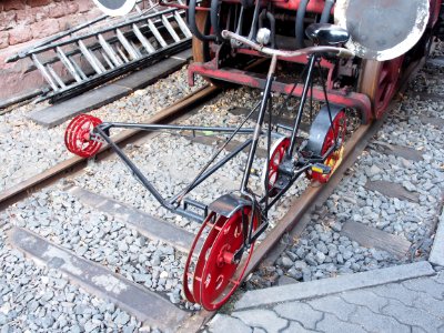 Eisenbahnfahrrad, Pfalzbahn-Museum, Eisenbahnmuseum Neustadt-Weinstraße bild 2