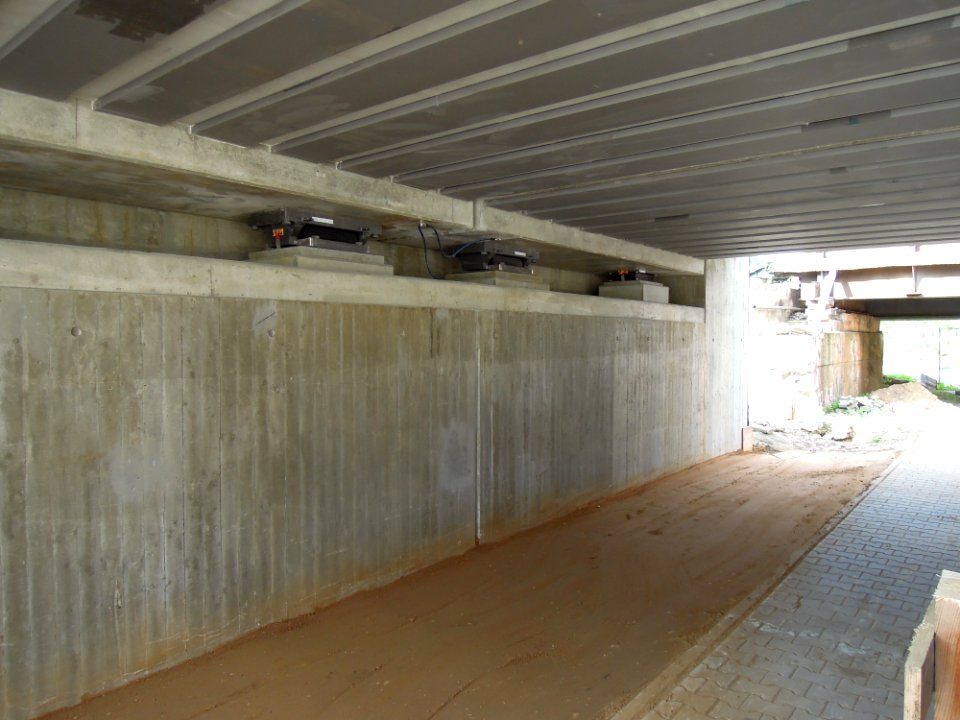 Eisenbahnüberführung Neue Harth in Gaschwitz -Widerlager-Süd- Ende April 2018
