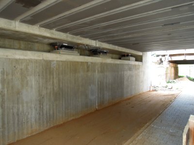 Eisenbahnüberführung Neue Harth in Gaschwitz -Widerlager-Süd- Ende April 2018