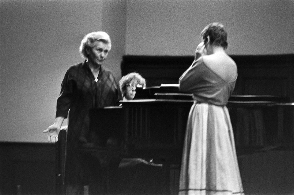 Elisabeth Schwarzkopf geeft deze week een openbare meestercursus in de Sonesta K, Bestanddeelnr 933-1679