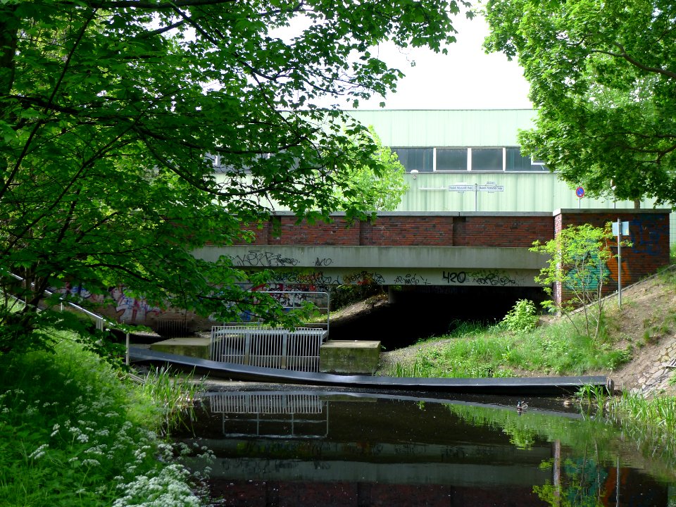 Elisabeth-Flickenschildt-Straßenbrücke (Berlin-Haselhorst)