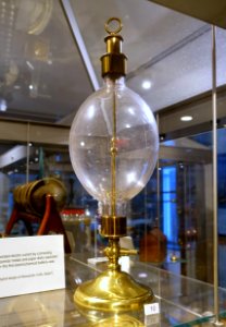 Electric discharge globe, English, c. 1790 - Putnam Gallery - Harvard University - DSC07991
