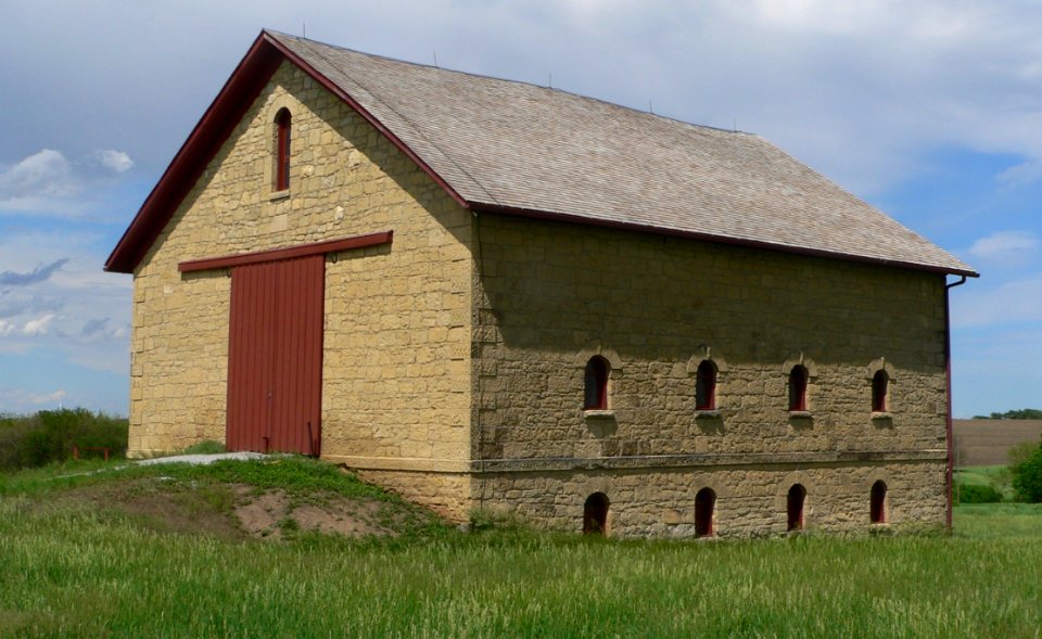 Elijah Filley stone barn from SW 2