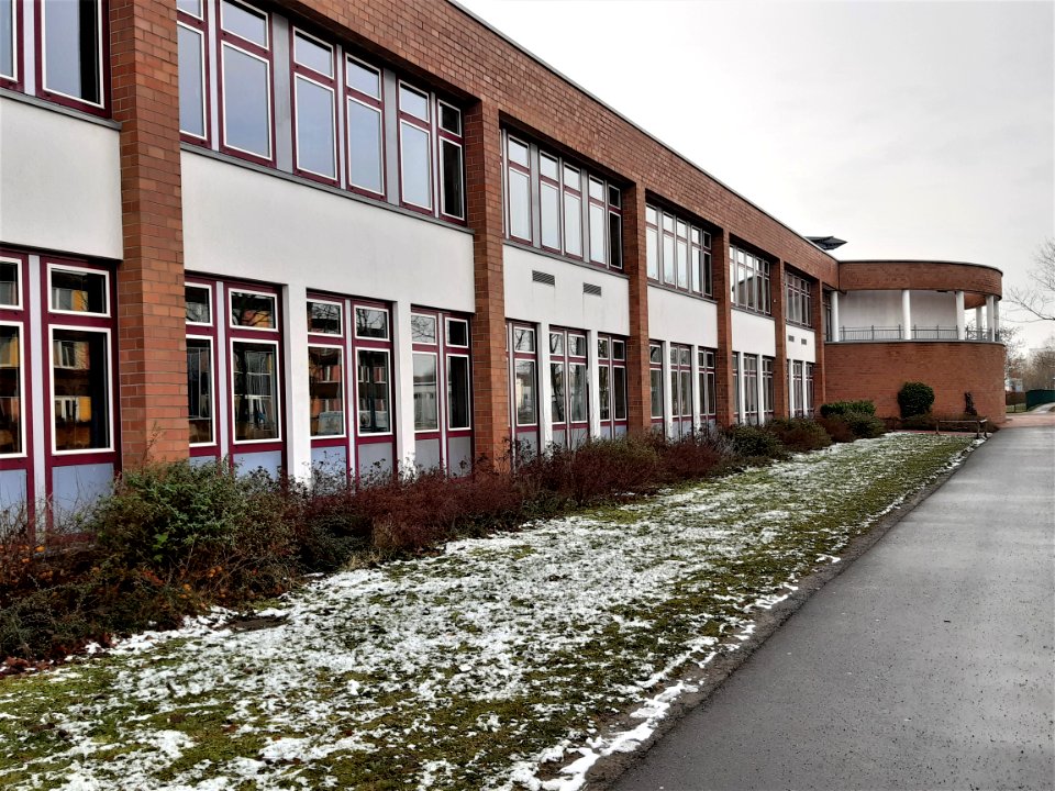 Elisabeth-Gymnasium Halle 1