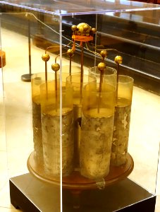 Electric battery, 7-jar, 1873 - Museu da Ciência da Universidade de Coimbra - University of Coimbra - Coimbra, Portugal - DSC09139