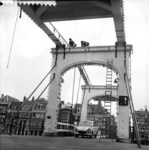 Electriciens op Magere Brug, Bestanddeelnr 912-5547