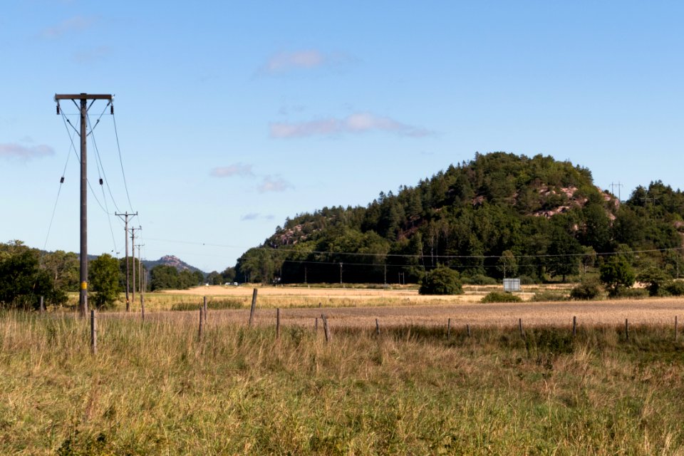 Electrical lines in northern Brodalen