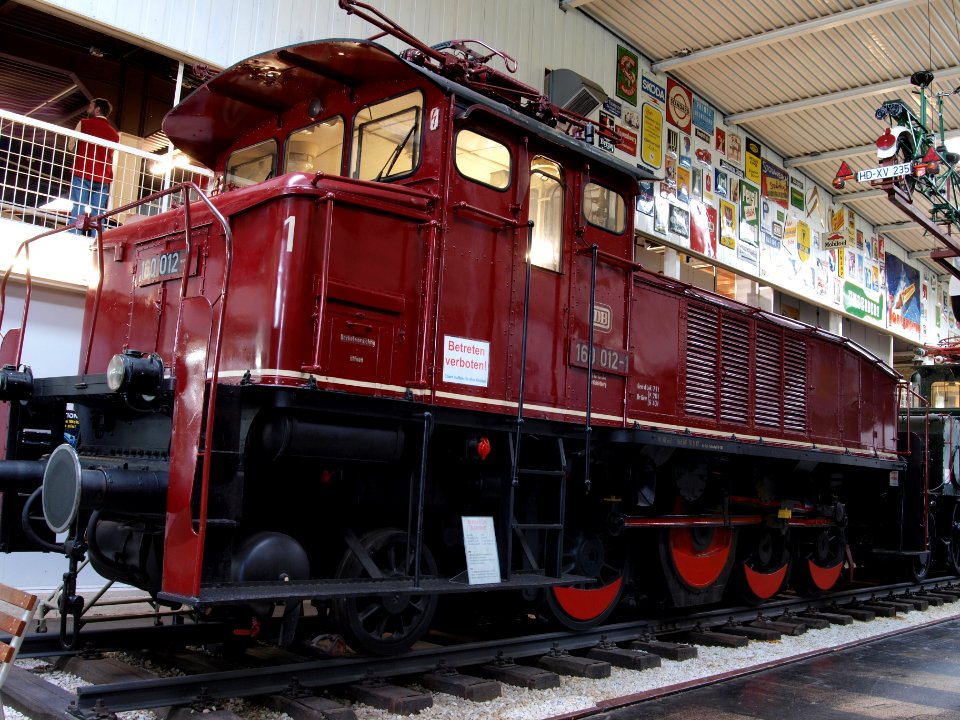 Electric locomotive E60 Bugeleisen (german for 'pressing iron') p1