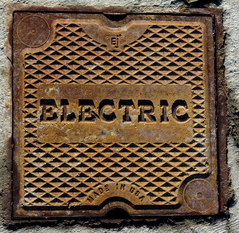 Electric, ej Made in the USA - Arlington, MA - DSC03213
