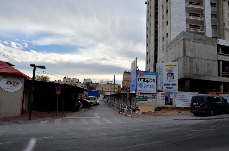 Electra-tower-ramat-gan-negba-construction-001-february-2017