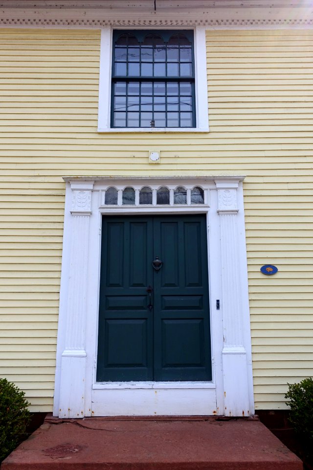 Elisha Phelps Tavern, c. 1771 - Simsbury, CT - DSC00606
