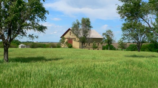 Elijah Filley stone barn from SW long 1
