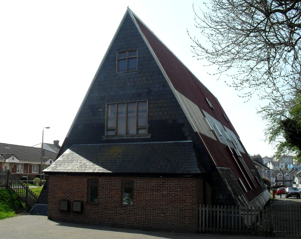 Elim Church Centre, Elphinstone Avenue, Hastings (April 2010) (Rear)