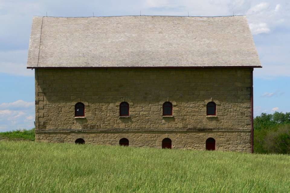 Elijah Filley stone barn from S 1