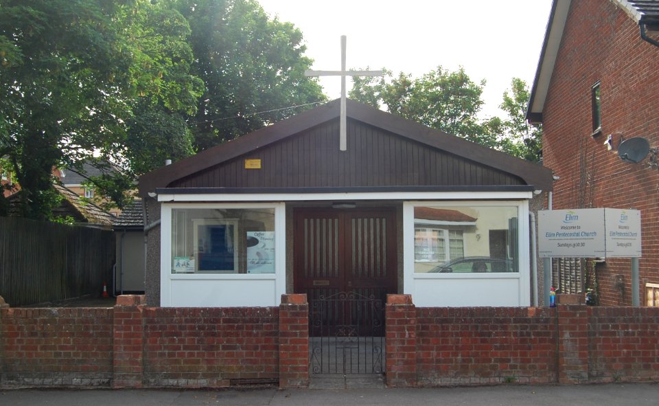 Elim Pentecostal Church, Nutbeem Road, Eastleigh (June 2019) (5)