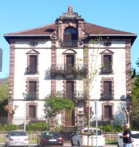 Elizondo (Baztan) - Casa Paularena 3